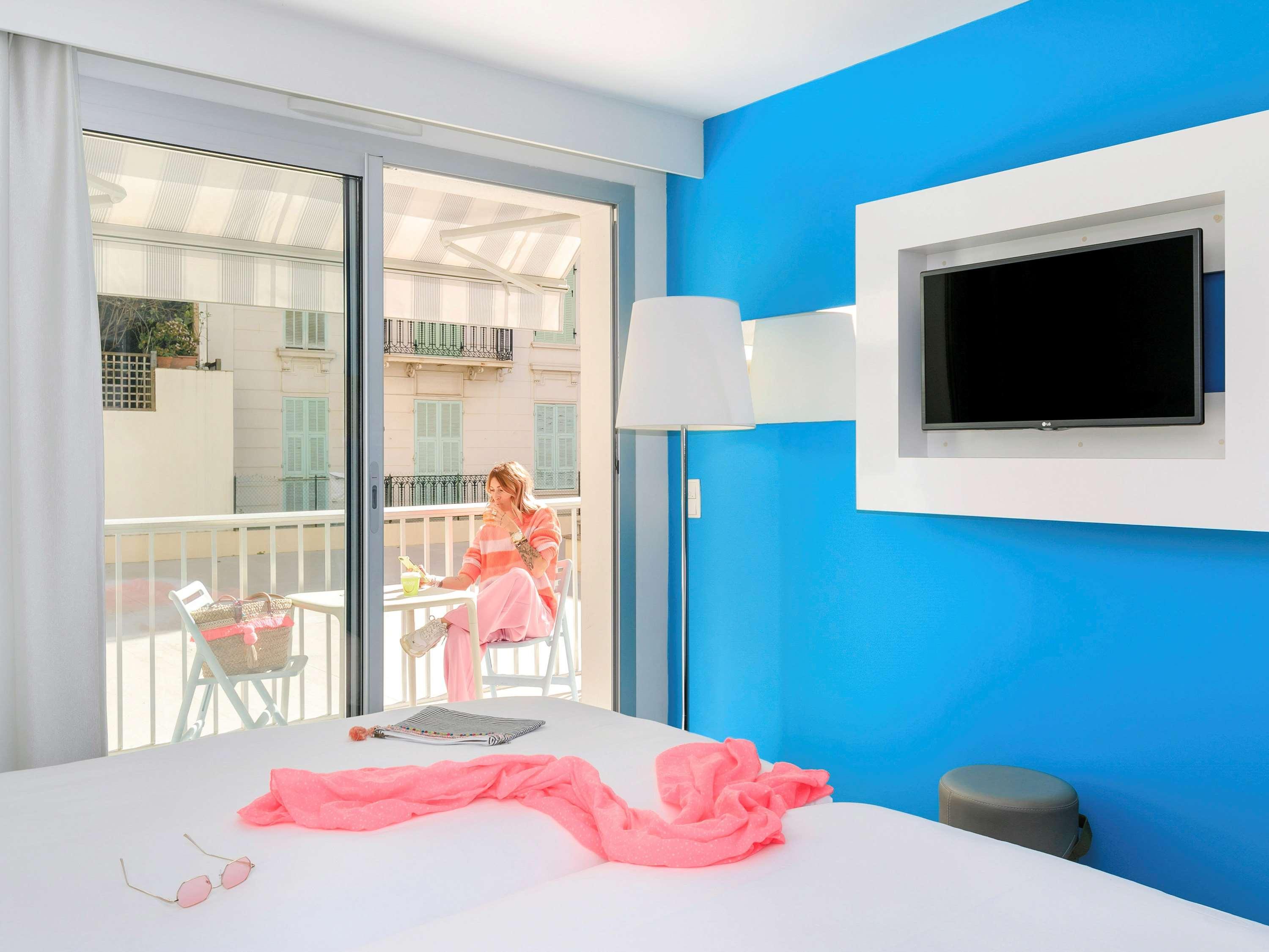 ไอบิส สไตล์ ม็องตง ซองทร์ Hotel ภายนอก รูปภาพ