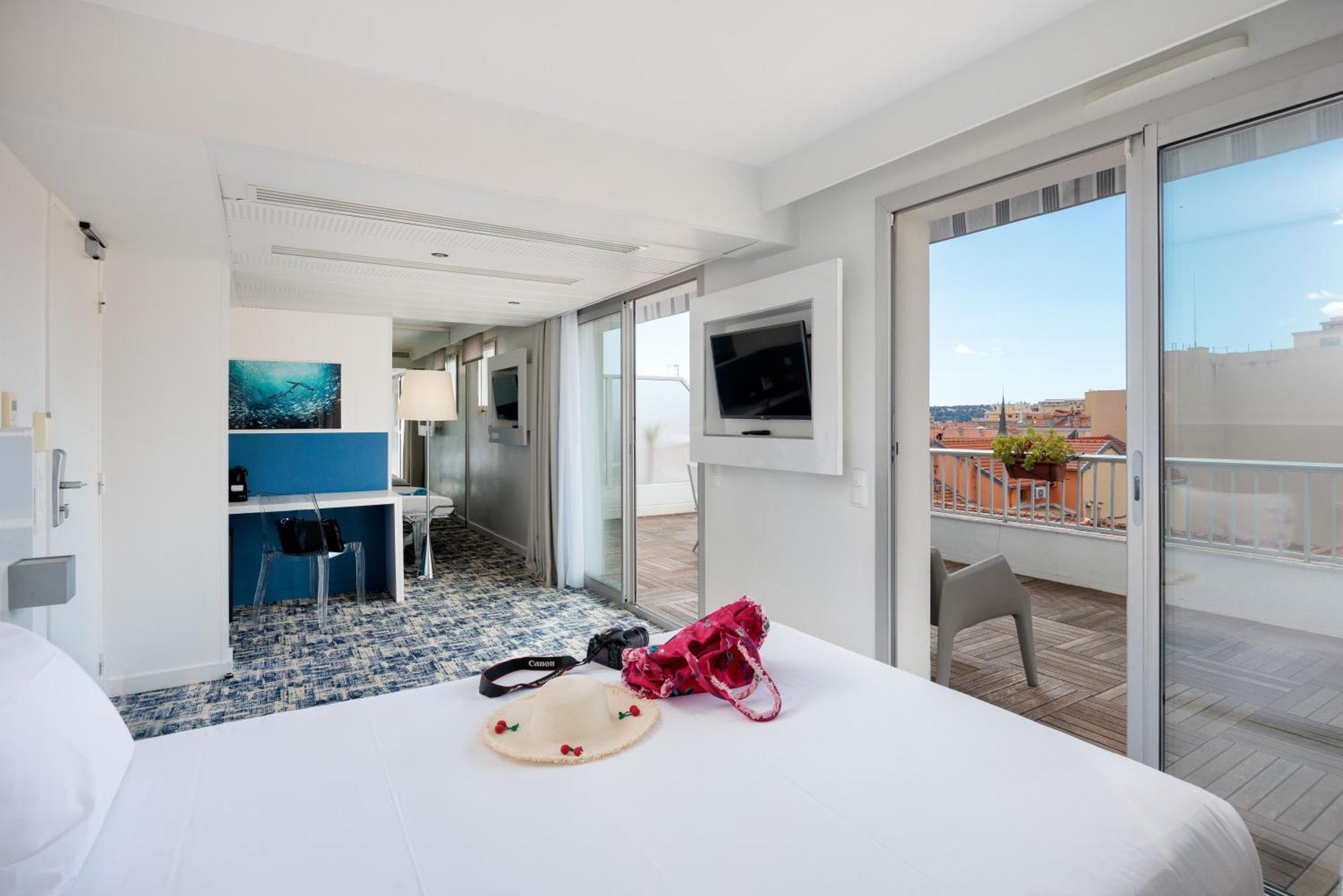 ไอบิส สไตล์ ม็องตง ซองทร์ Hotel ภายนอก รูปภาพ