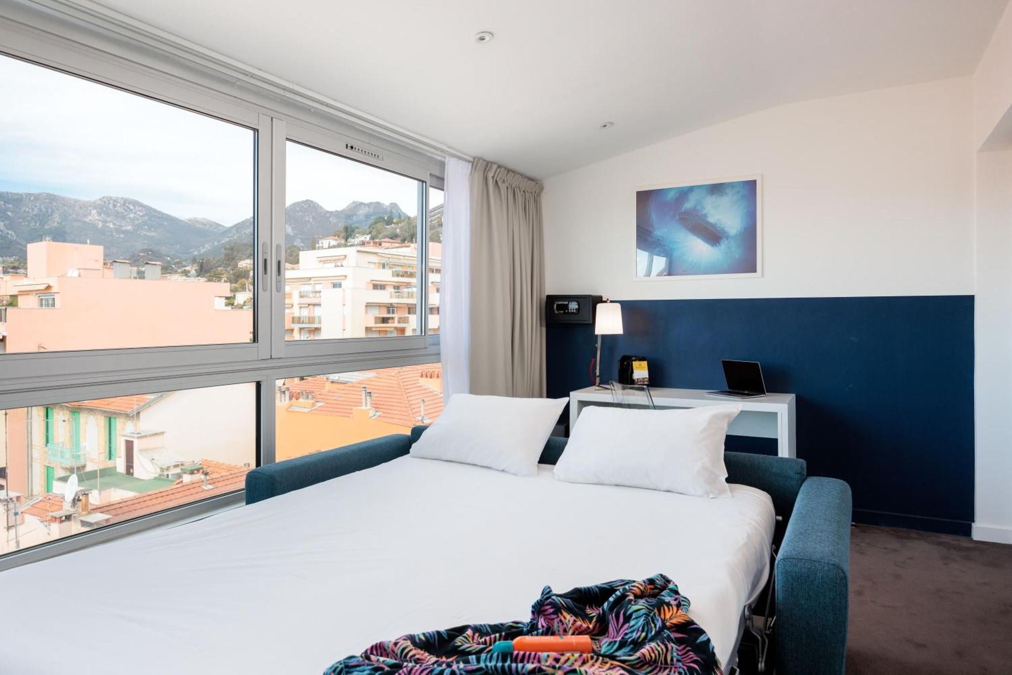 ไอบิส สไตล์ ม็องตง ซองทร์ Hotel ภายนอก รูปภาพ